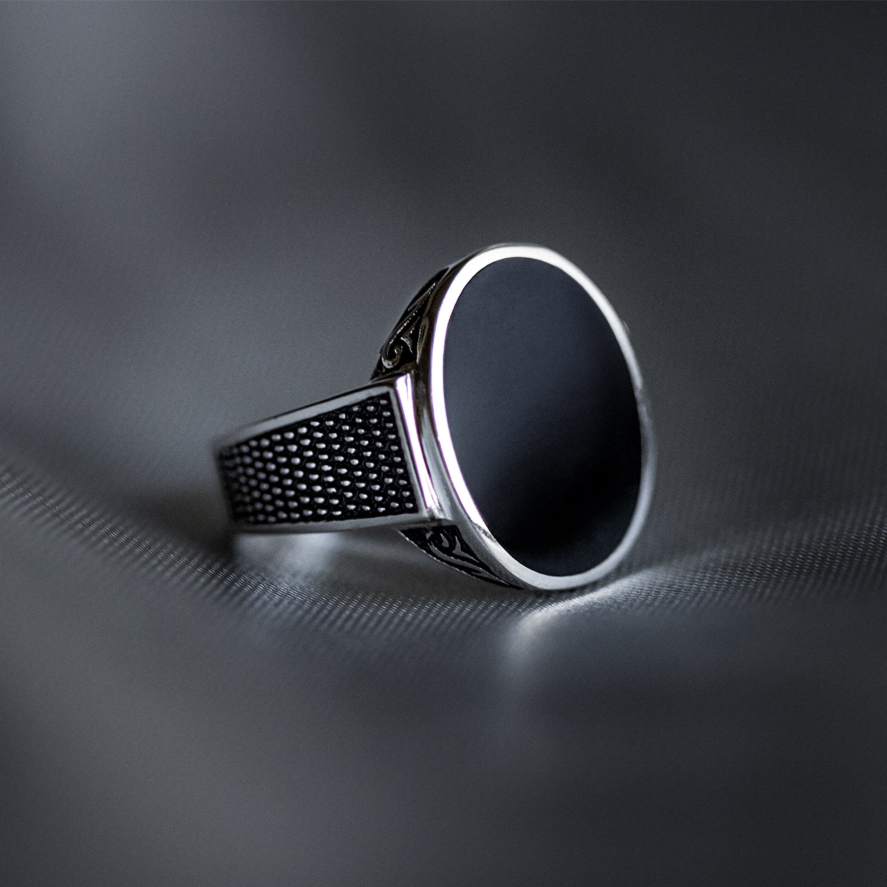 #AC133 - Anillo De Caballero/Hombre Oval Plata - C08/7.9