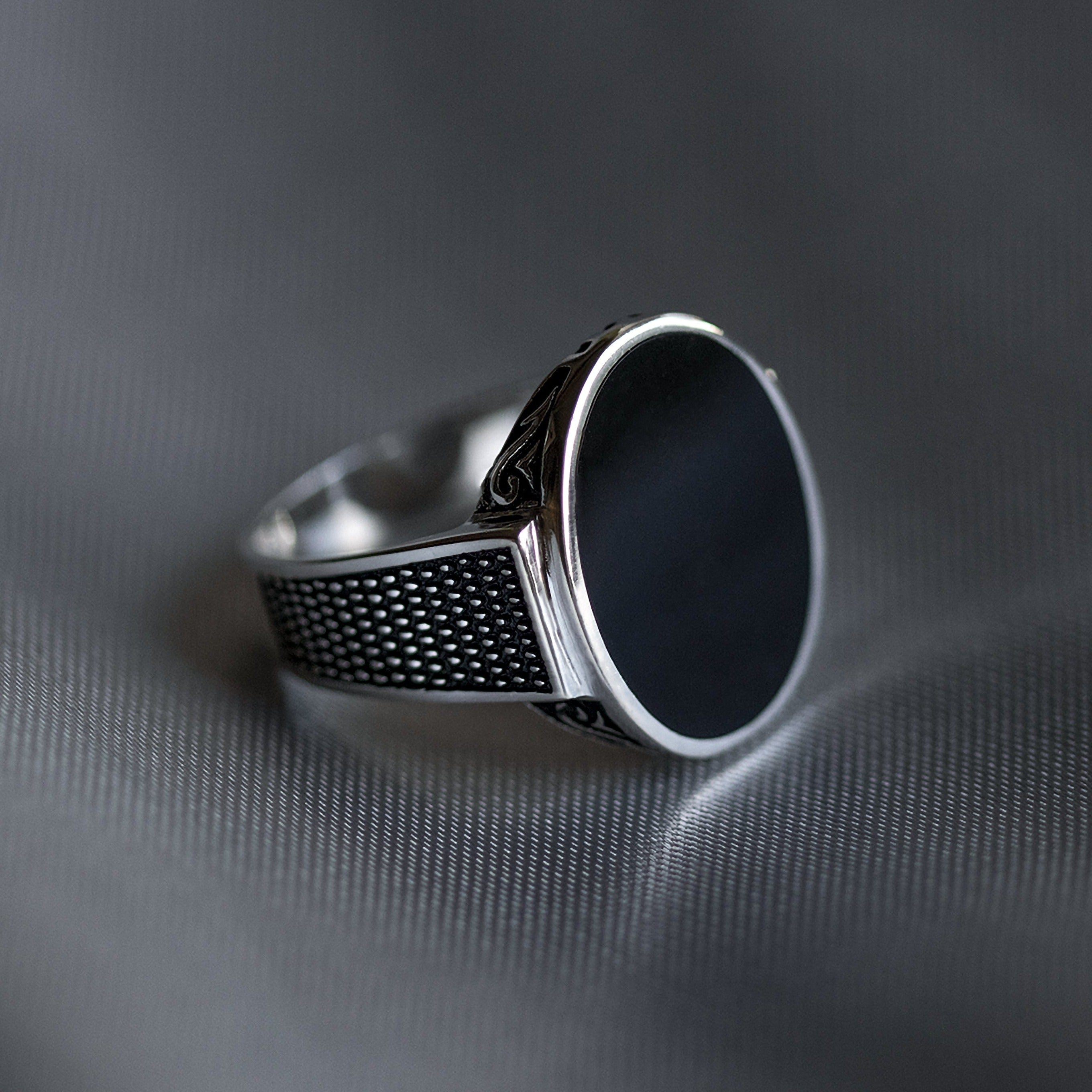 #AC133 - Anillo De Caballero/Hombre Oval Plata - C08/7.9