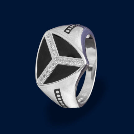 #AC120 - Anillo Caballero De Triángulos Con Piedra - B11/7.2