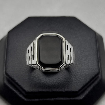 #AC135 - Anillo Caballero Piedra Zirconia Plata - B11/5.6