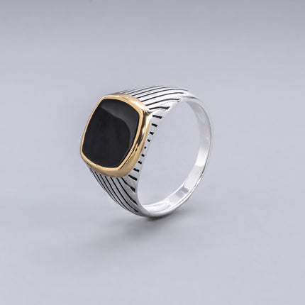 #AC155 - Anillo De Caballero De Plata - B12/6.1