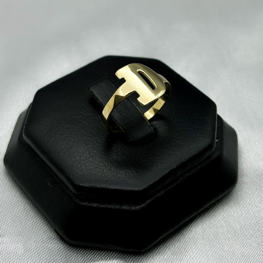 #AD10102 - Anillo De Letra D Oro 10k  - H07/1.8