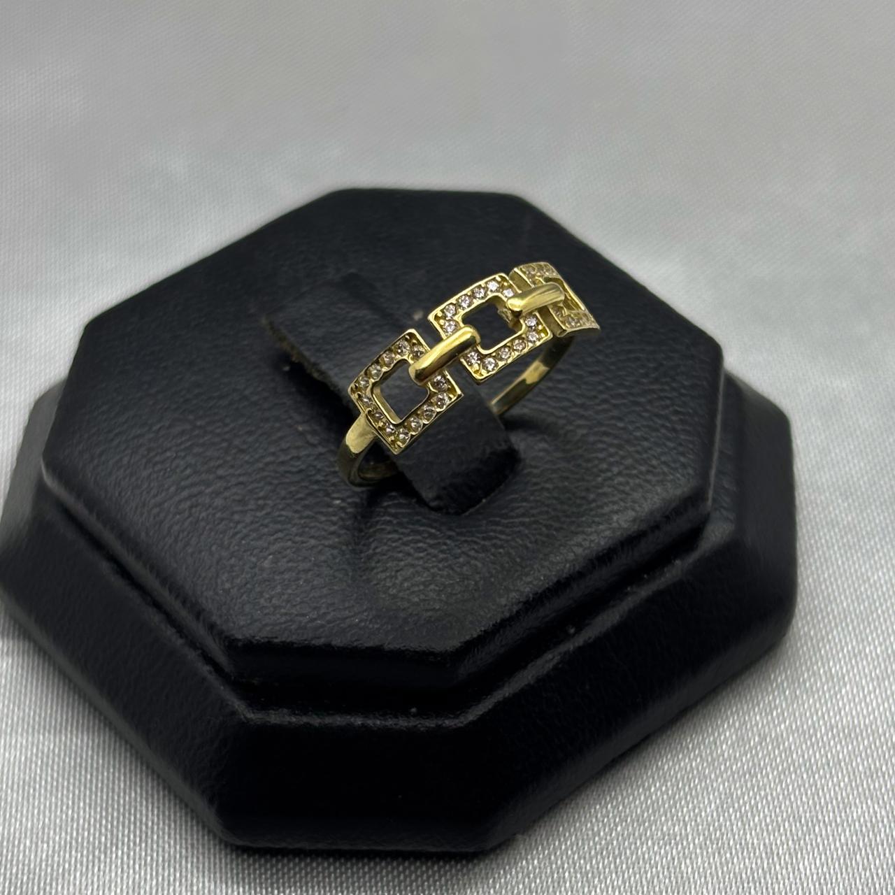 #AD10129 - Anillo Eslabón Piedra Zirconia Oro 10K - I01/1.5