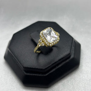 #AD10131 - Anillo Solitario Piedra Cuadrada Zirconia Oro 10K - H01/2.5