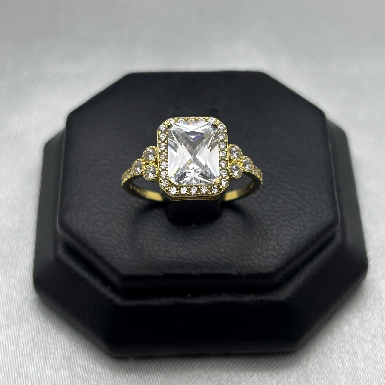 #AD10131 - Anillo Solitario Piedra Cuadrada Zirconia Oro 10K - H01/2.5