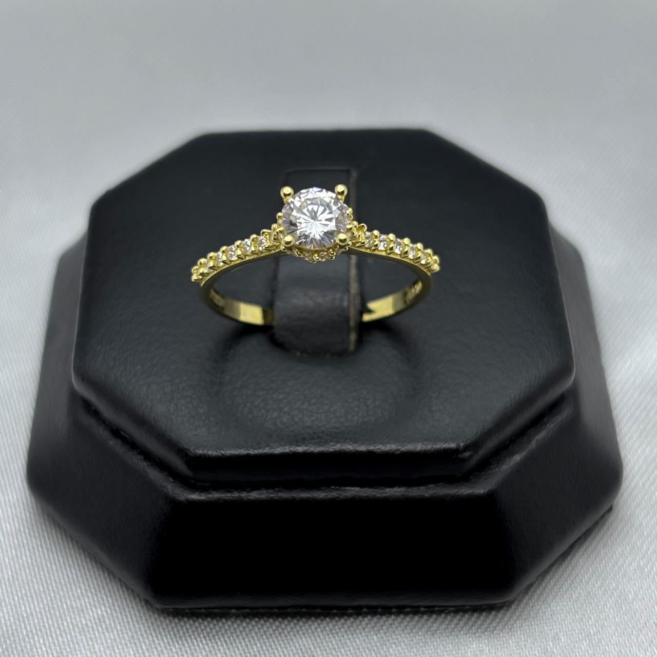 #AD10146 - Anillo Solitario Piedra Zirconia Oro 10K - I04/1.7