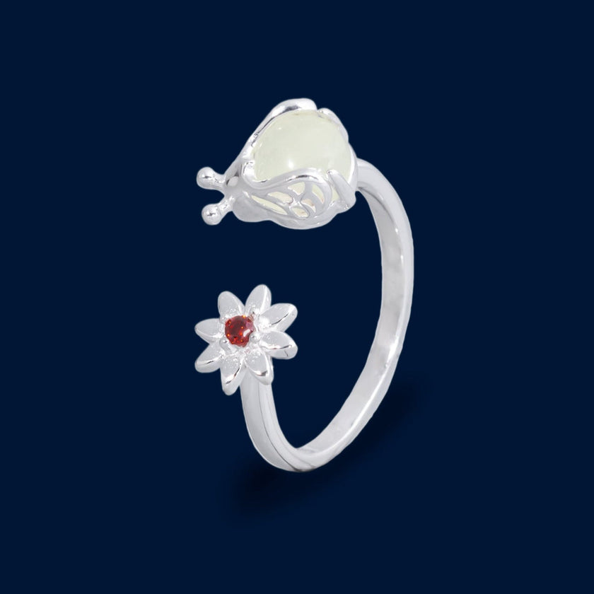 #AD208 - Anillo Ajustable Luciérnaga Con Flor Piedra Zirconia Plata - C14/2.6
