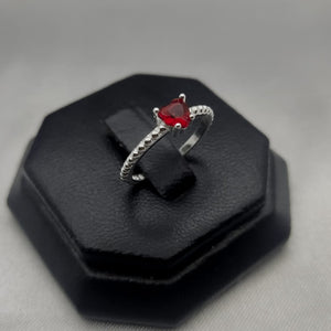 #AD357 - Anillo Corazón Central Piedra Zirconia Plata - PU1.8