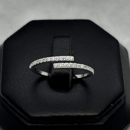 #AD428 - Anillo Ajustable Con Piedra Zirconia Plata - B12/1.3