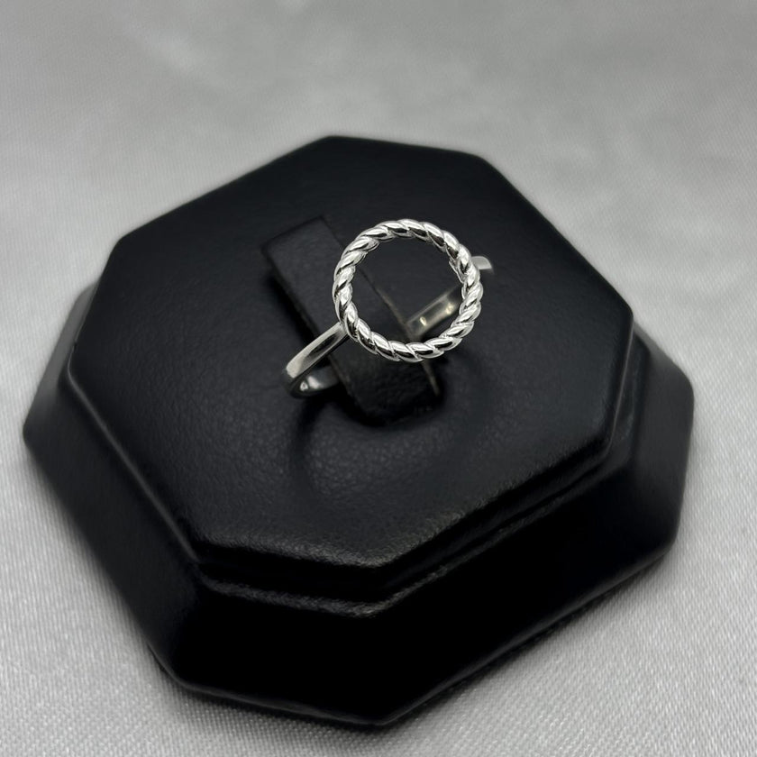 #AD432 - Anillo Circular Trenzado Central Plata - B11/1.6