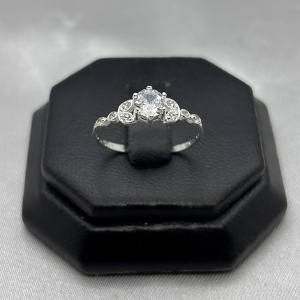 #AD457 - Anillo Solitario De Dama Con Bellas Zirconias Plata - B09/1.5