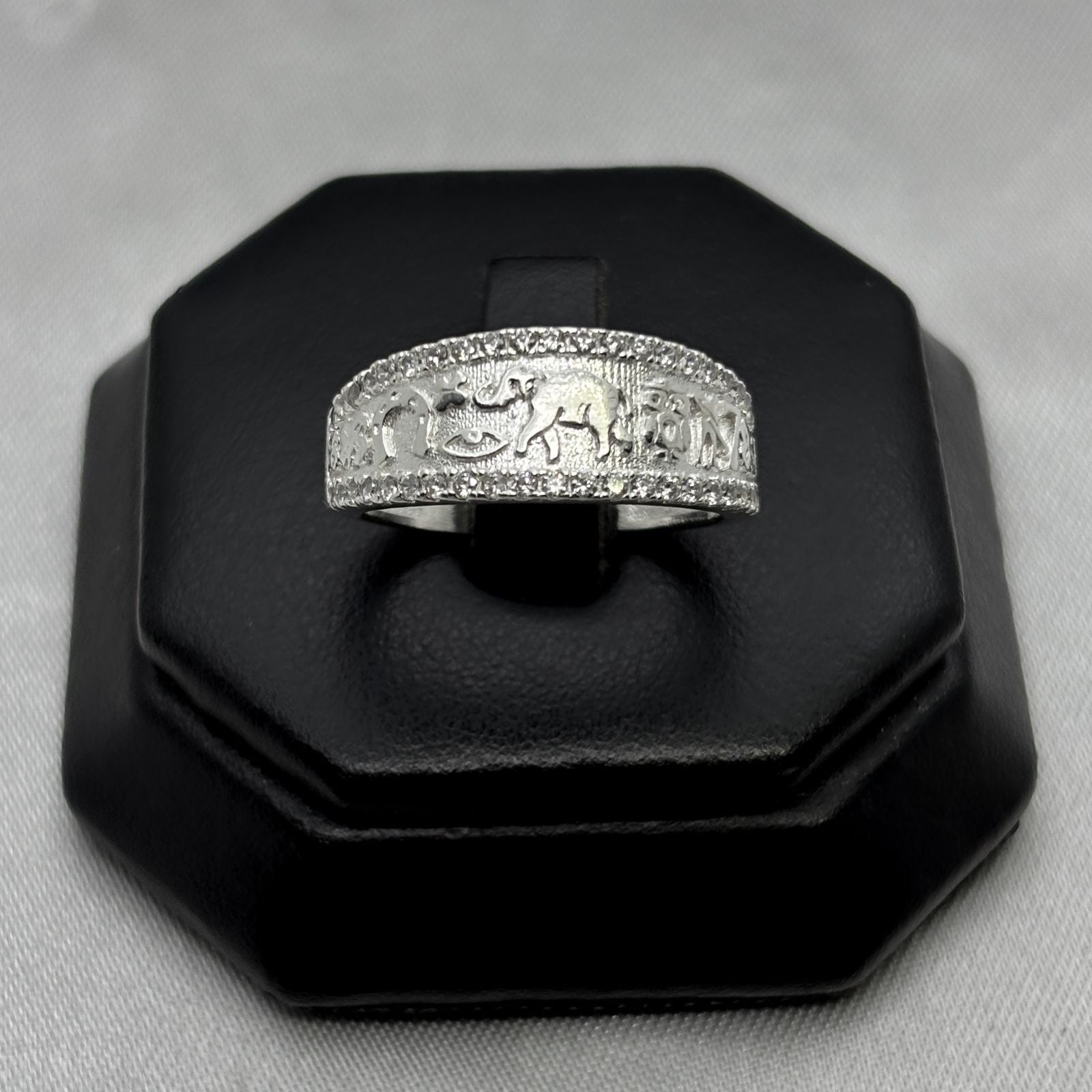 #AD463 - Anillo De La Suerte Con Zirconia Plata - A09/3.3