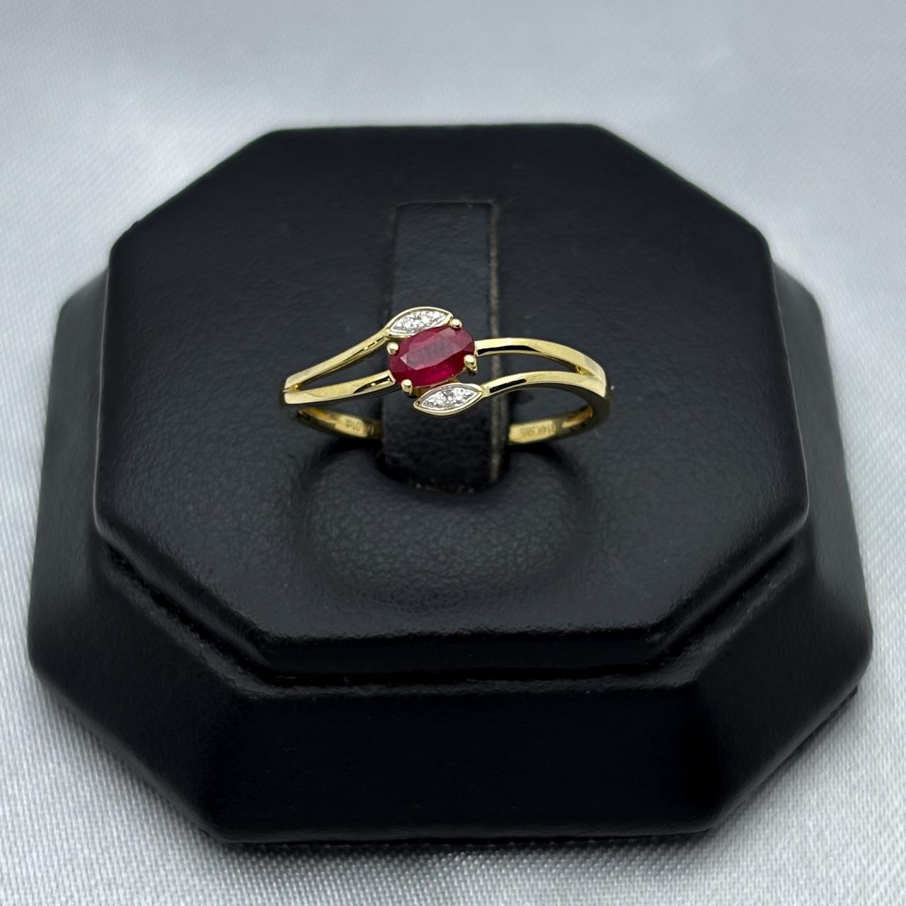 #ADX14104 - Anillo Con Diamante Natural Y Rubí Oval Oro 14K - TX315/