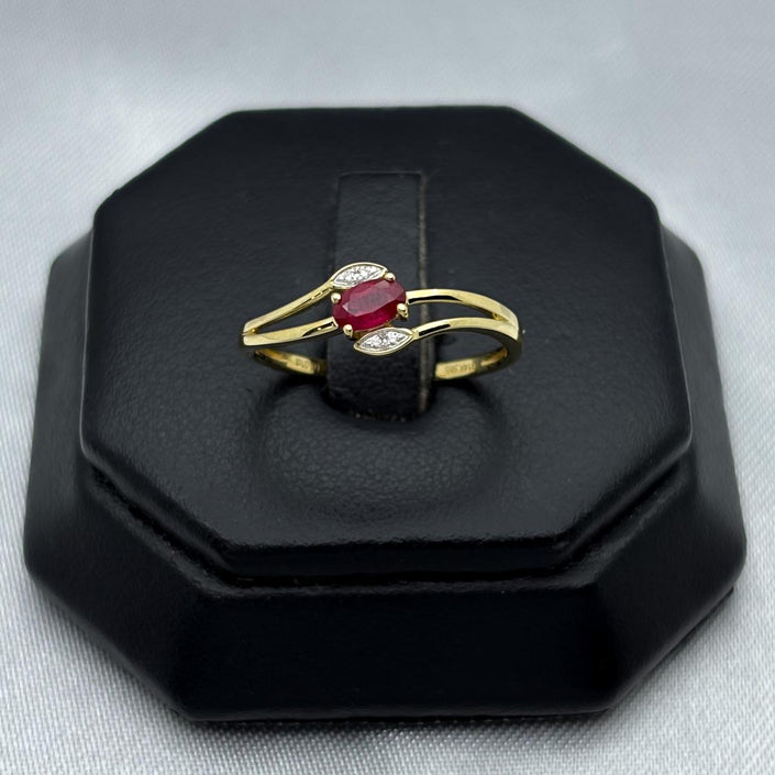 #ADX14104 - Anillo Con Diamante Natural Y Rubí Oval Oro 14K - TX315/