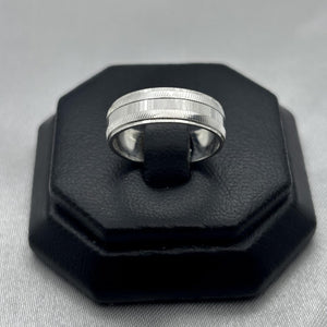 #AG118 - Argolla Diamantada Plata - 6 mm - ZC2.5