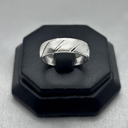 #AG123 - Argolla Diamantada Plata - 6 mm - A09/2.6