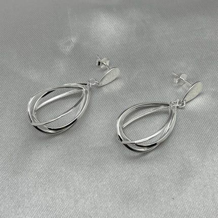 #AR231 - Arete Colgantes Oval Plata - B11/4.5