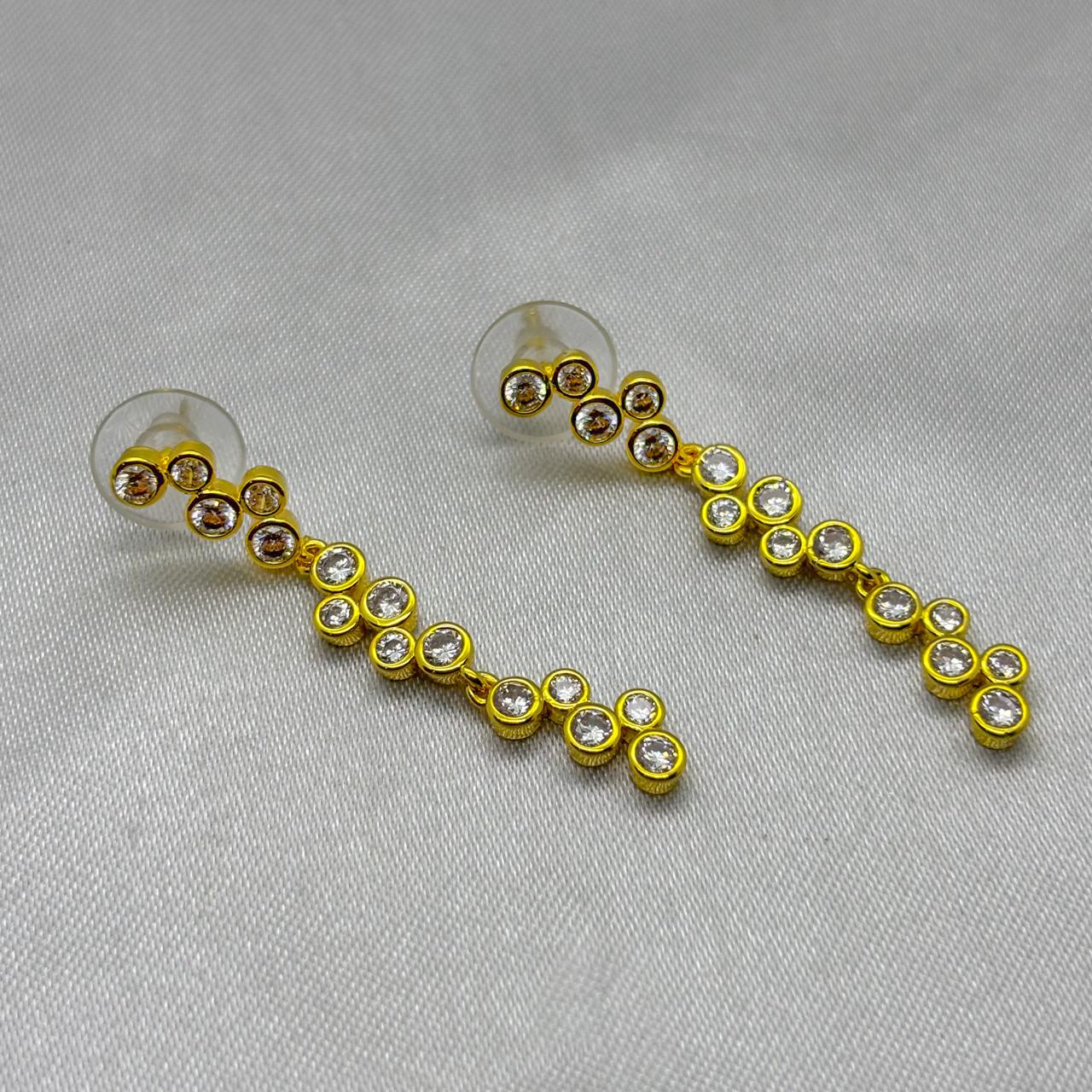 #ARL137 - Arete Colgante Circulares Con Piedra Zirconia Oro Laminado 18K - LA025/