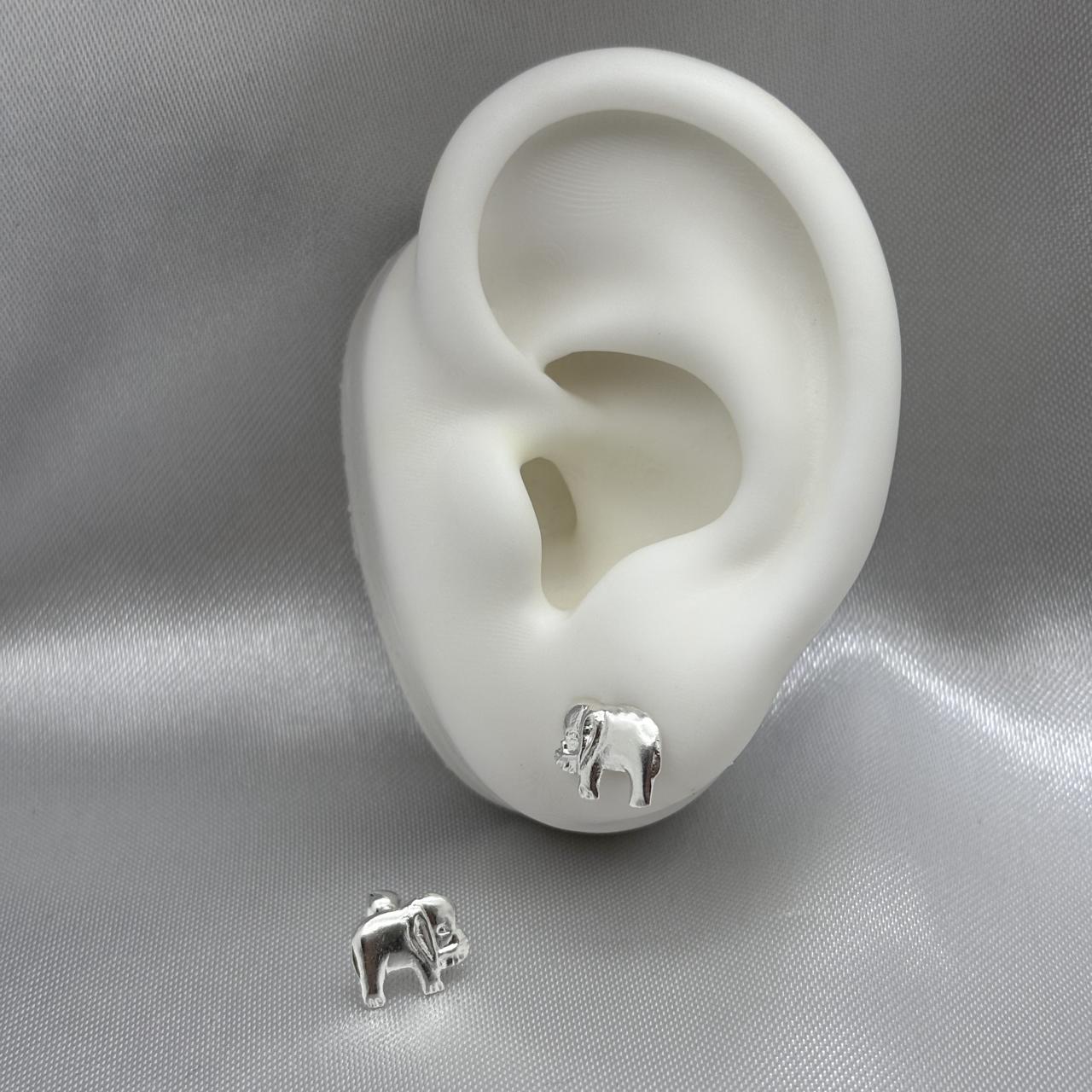 #BR184 - Broquel Elefante Plata - E19/