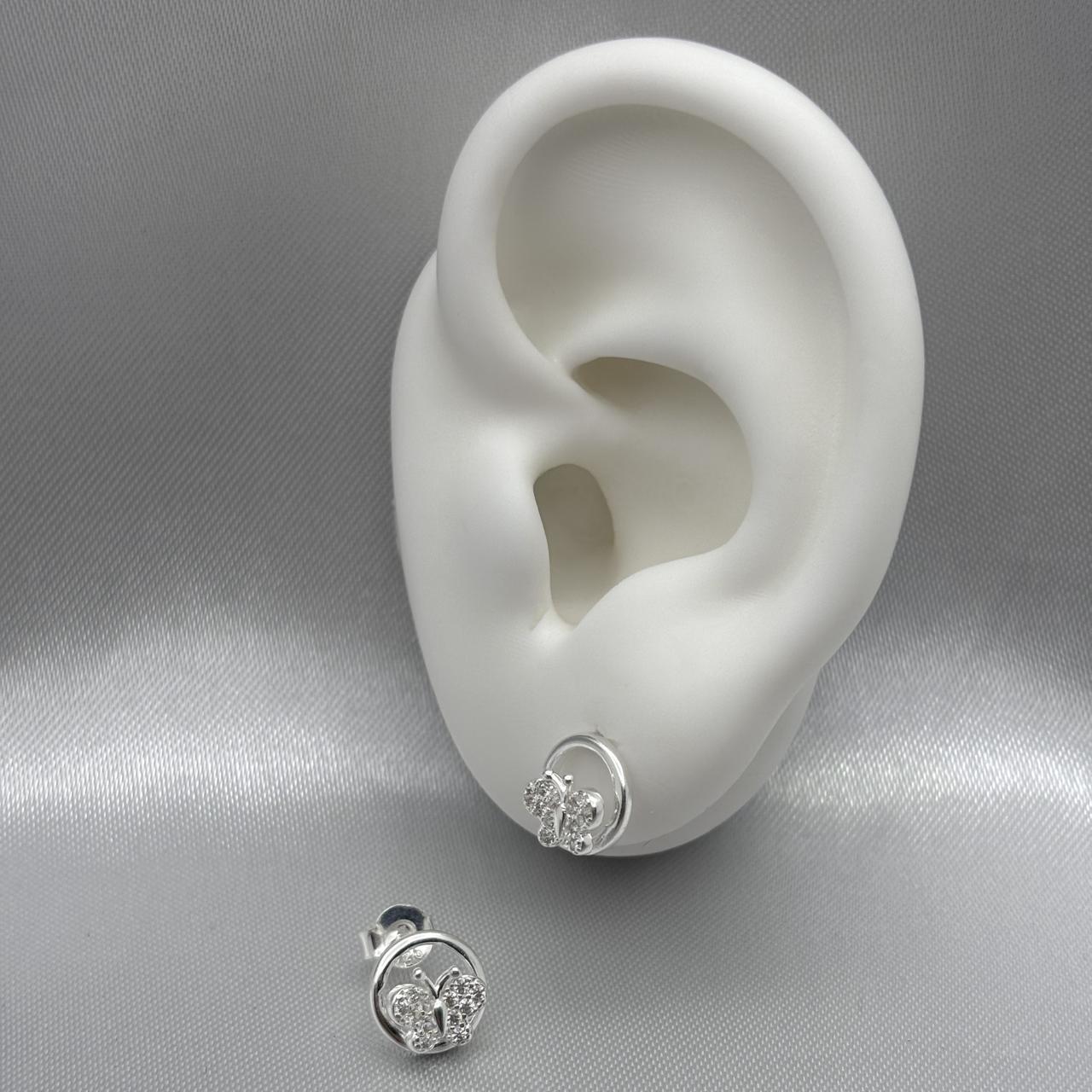 #BR213 - Broquel Circular Con Mariposa Piedra Zirconia Plata - B17/2.0