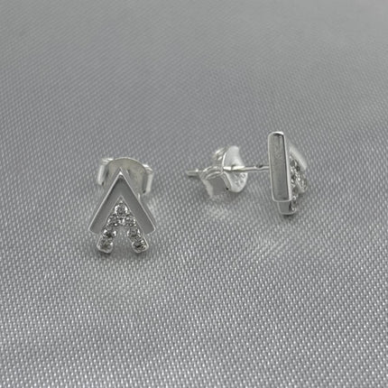 #BR215 - Broquel Doble Flecha Piedra Zirconia Plata - A18/1.7