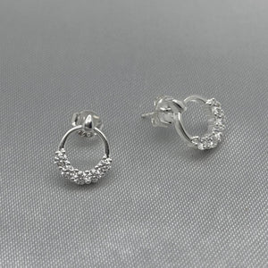 #BR244 - Broquel Circular Piedra Zirconia Plata - LL1.9