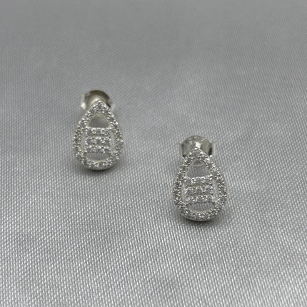 #BR269 - Broquel Gota Y Cuadro Con Zirconia Plata - A18/1.9