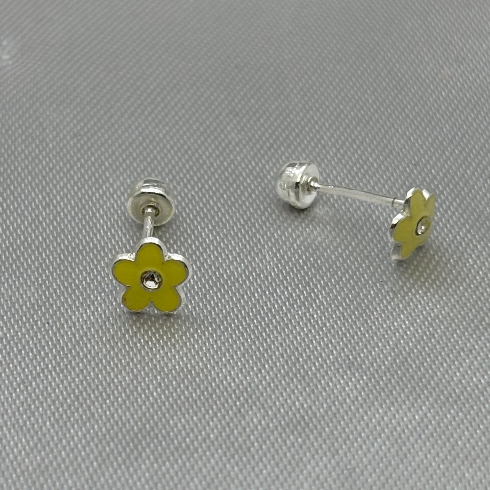 #BR312 - Broquel Flor Esmaltada Con Piedra Zirconia Plata - F34/