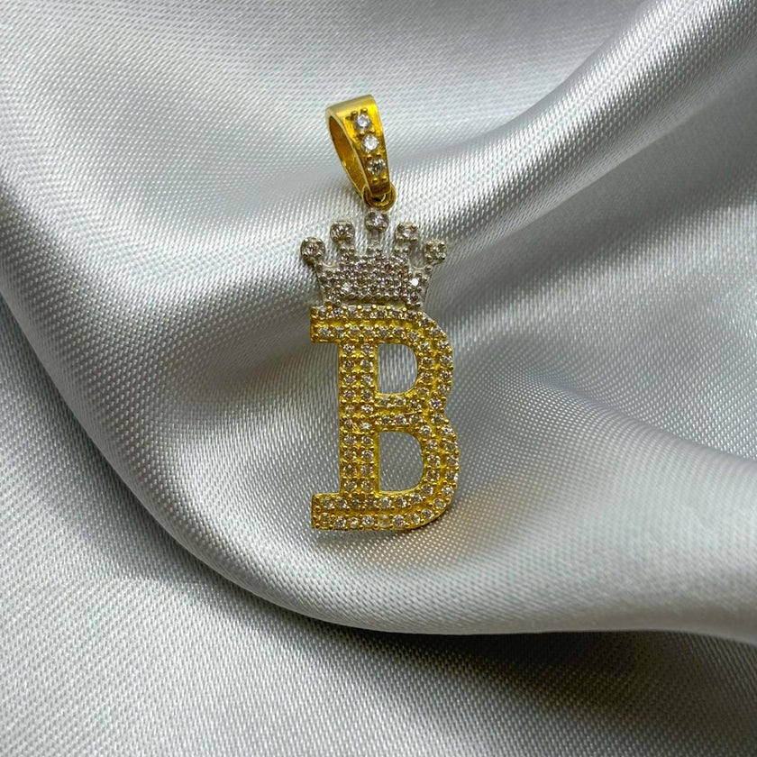 #HE163 - Dije Letras De Oro 10k - H04/3.5