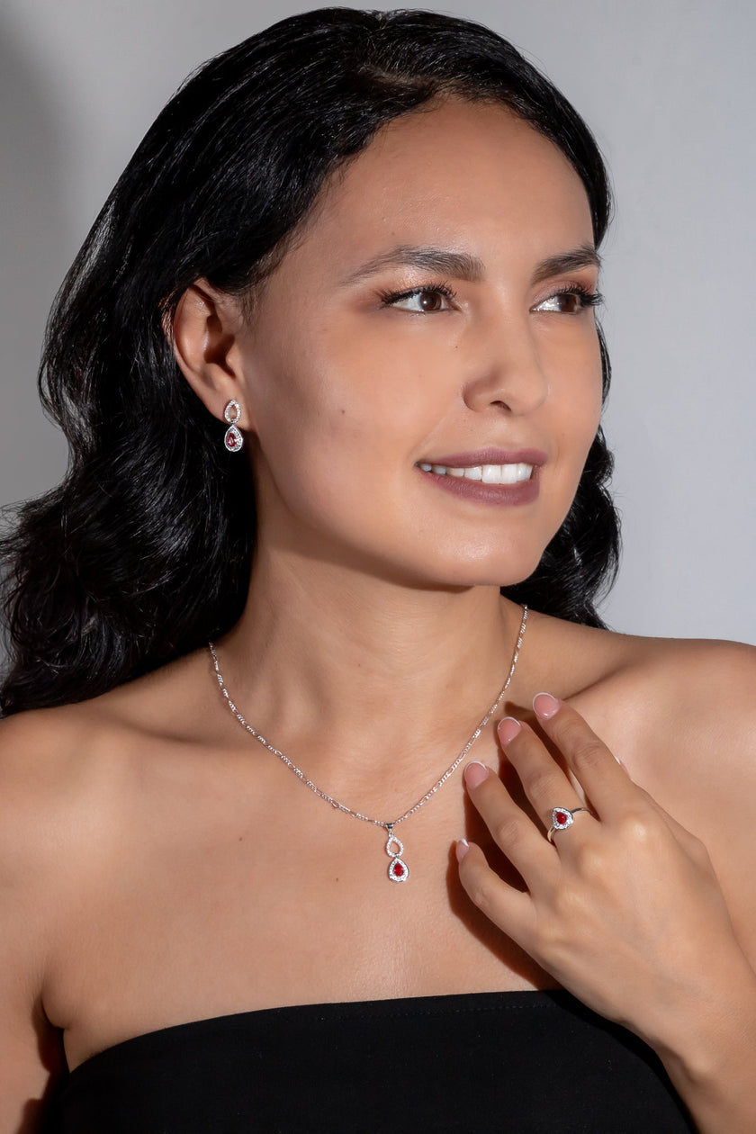 #J105 - Juego de Broquel, Dije Y Anillo Gota - C14/7.4