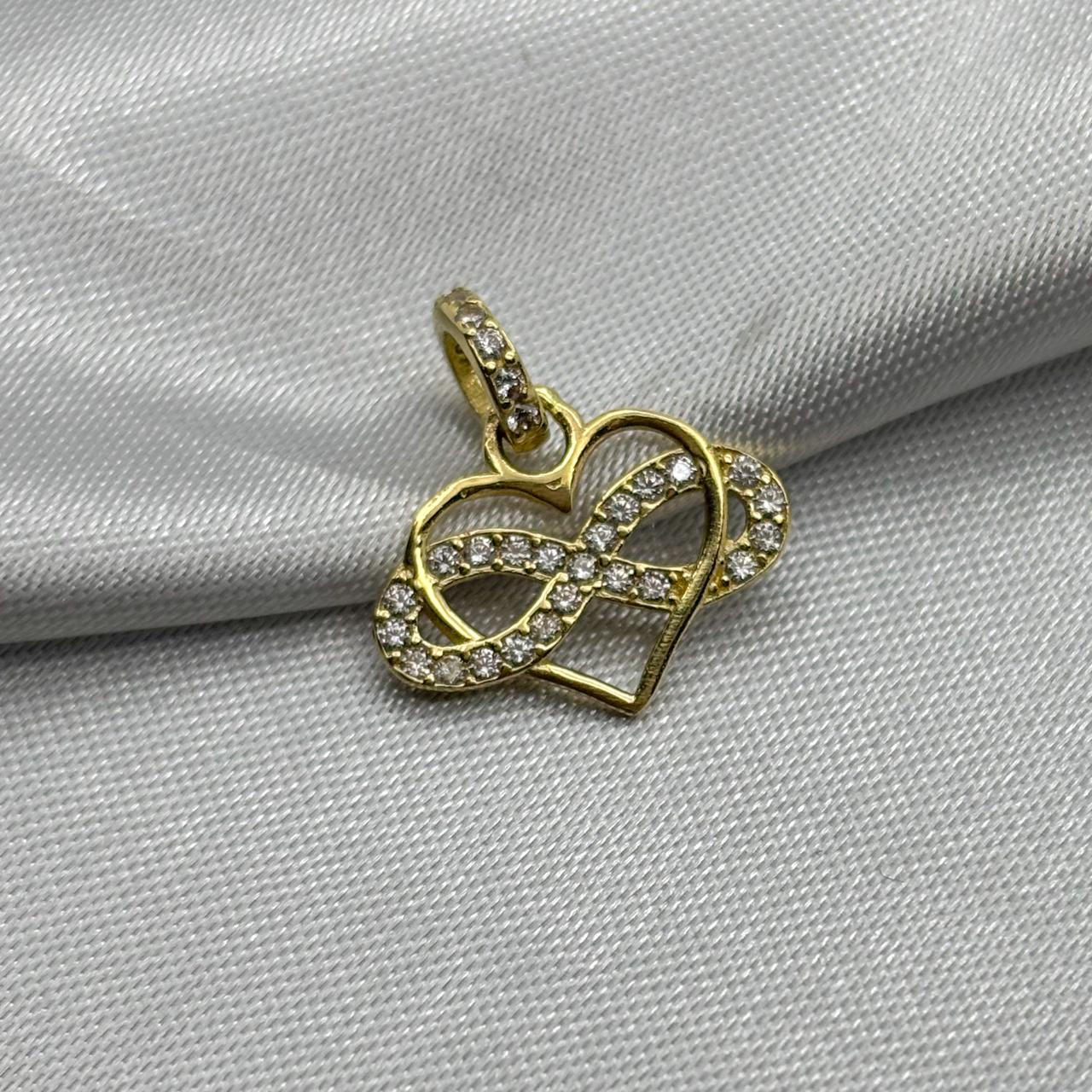 #D10219 - Dije Corazón Infinito Con Piedra Zirconia Oro 10K - H01/1.1