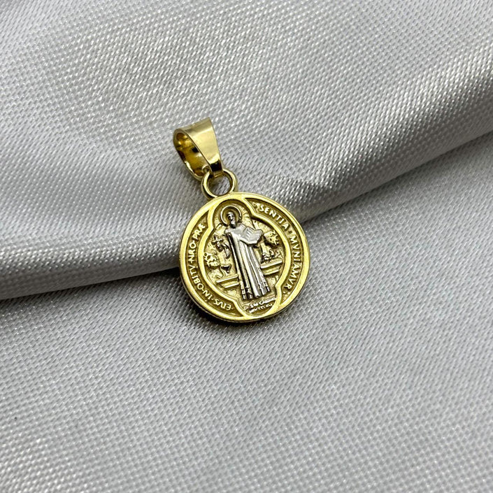 #D10257 - Dije/Medalla San Benito Oro 10K - H04/1.6