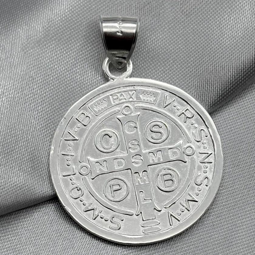 #D173 - Dije/Medalla De San Benito Plata - CE2.6