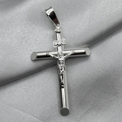 #D422 - Dije Crucifijo Cilíndrico Plata - A18/2.2