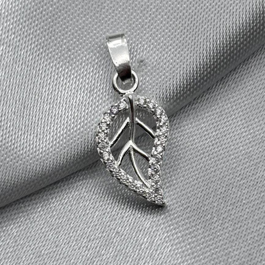 #D555 - Dije Hoja De Árbol Con Piedra Zirconia Plata - F1.0