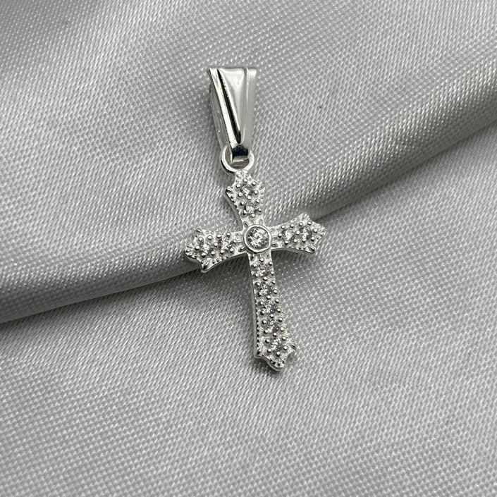 #D610 - Dije Cruz Gótica Con Piedra Zirconia Plata - B09/1.5