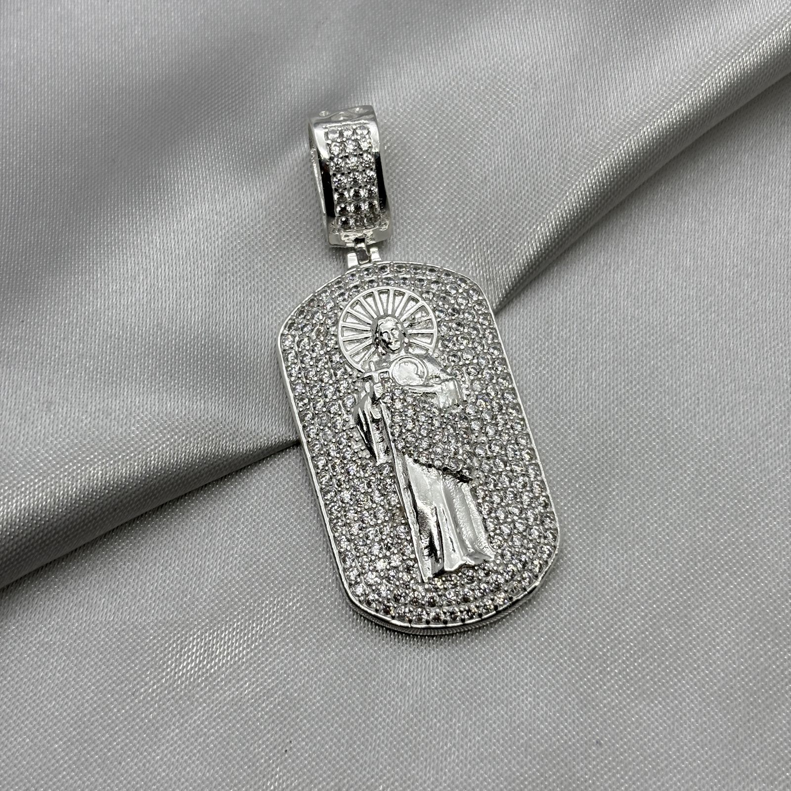 #D617 - Dije De San Judas Tadeo Con Zirconia Plata - A09/13.9
