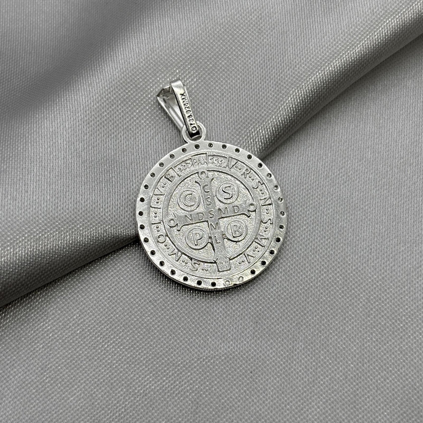 #D625 - Dije/Medalla San Benito Con Zirconia Plata - A09/5.0