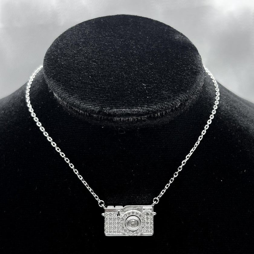 #G149 - Gargantilla Cámara Con Piedra Zirconia Plata - C25/4.1