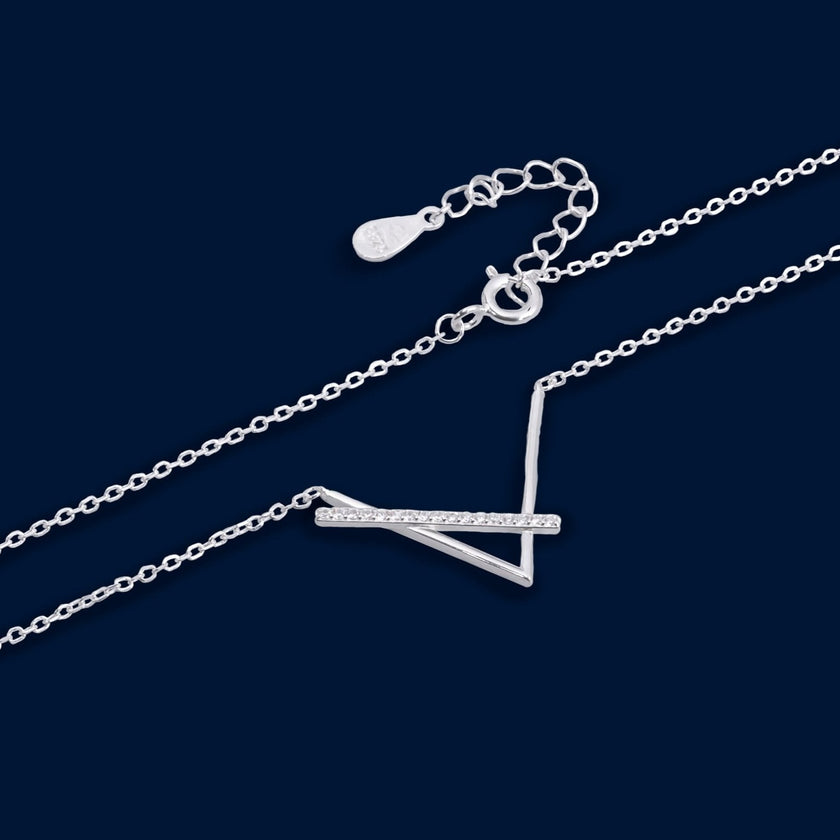 #G232 - Gargantilla V De Plata - C14/2.1