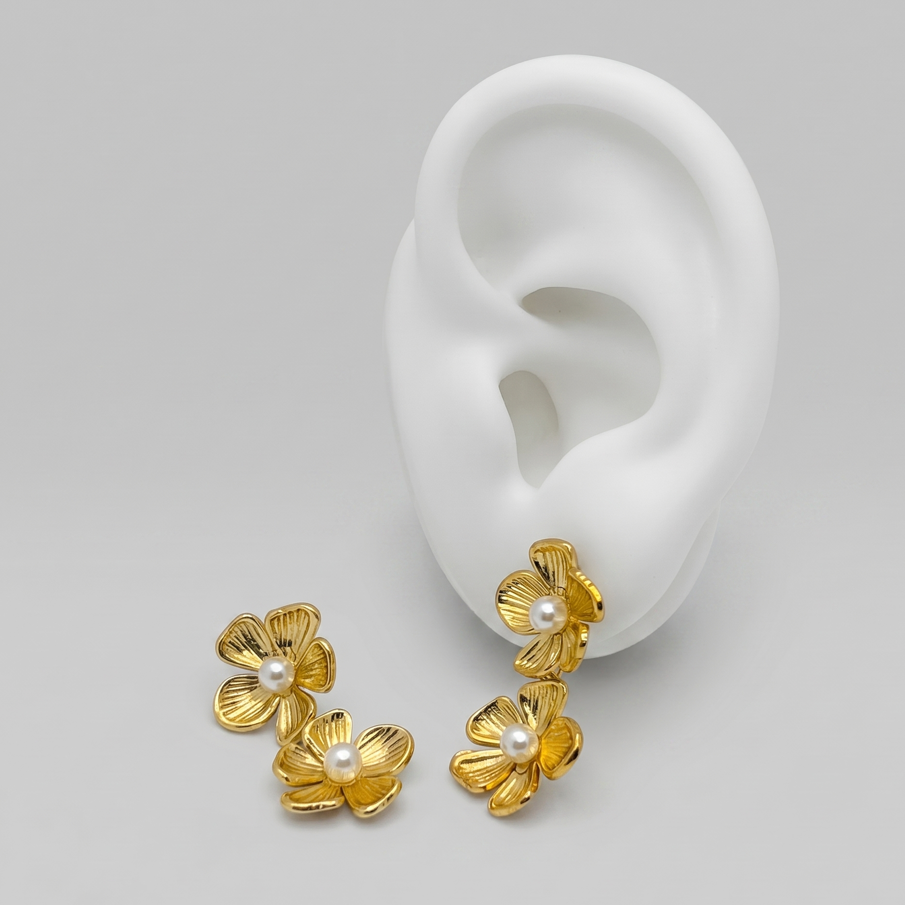 #ARL177 - Arete De Flor De Oro Laminado 18k - LB030/