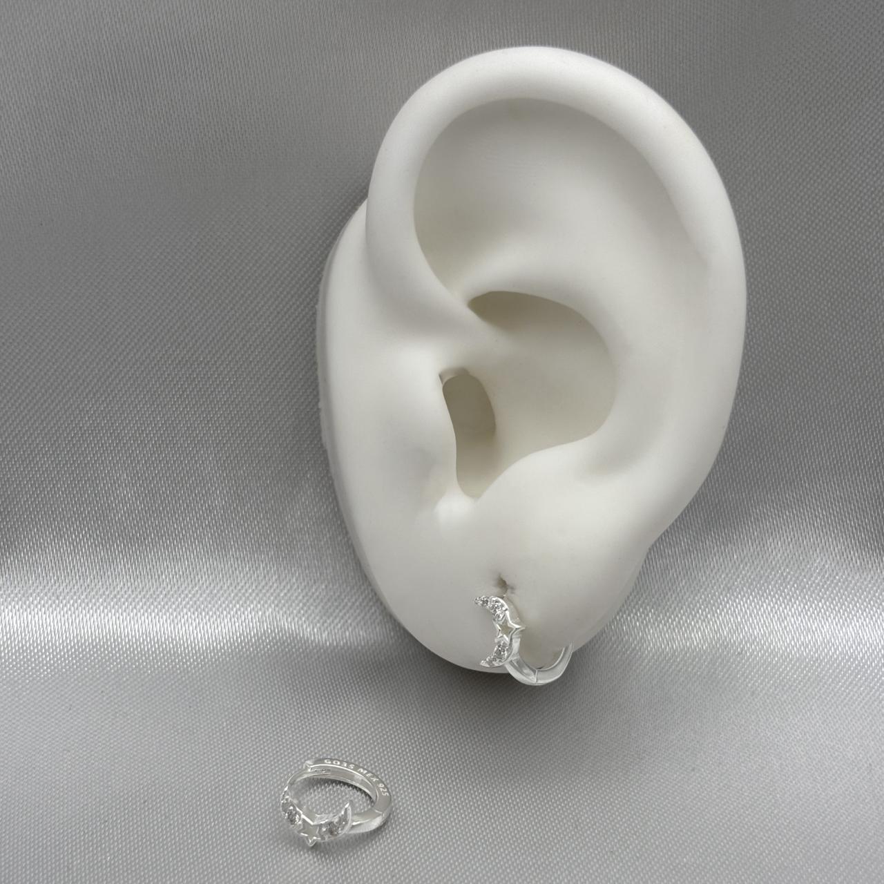 #H122 - Huggies Luna Con Estrella Con Piedra Zirconia Plata - LL1.3