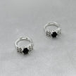 #H195 - Huggie Con Piedra Zirconia Plata - A15/1.7
