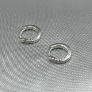 #H189 - Huggie De Plata - LL1.5