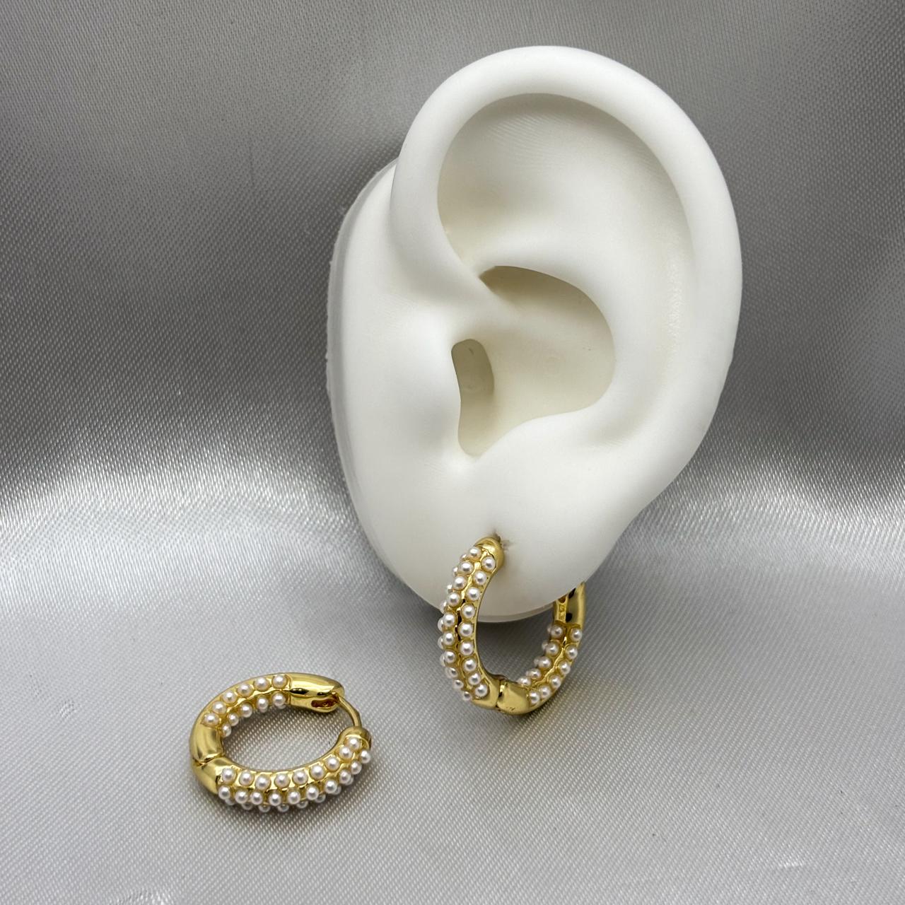 #HOL163 - Huggie Bolitas Oro Laminado 18K - LA035/