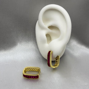 #HOL162 - Huggie Cuadrada Con Zirconia Oro Laminado 18K - LA035/