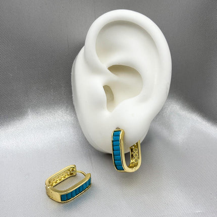 #HOL162 - Huggie Cuadrada Con Zirconia Oro Laminado 18K - LA035/