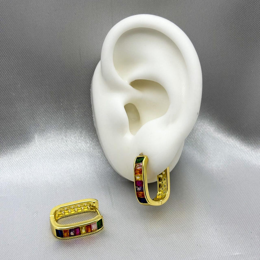 #HOL162 - Huggie Cuadrada Con Zirconia Oro Laminado 18K - LA035/