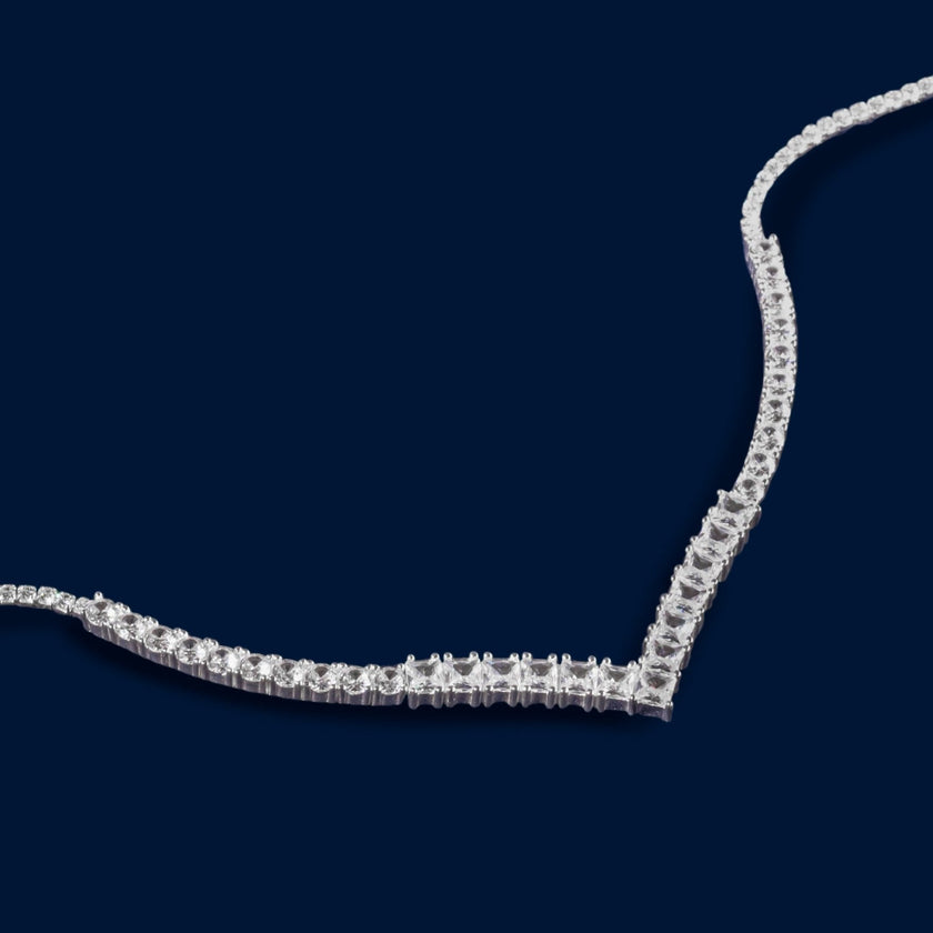 #J104 - Juego De Gargantilla Y Aretes Con Zirconia  Plata - B11/20.8