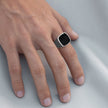 #AC137 - Anillo Caballero Cuadrado Plata - C08/6.5